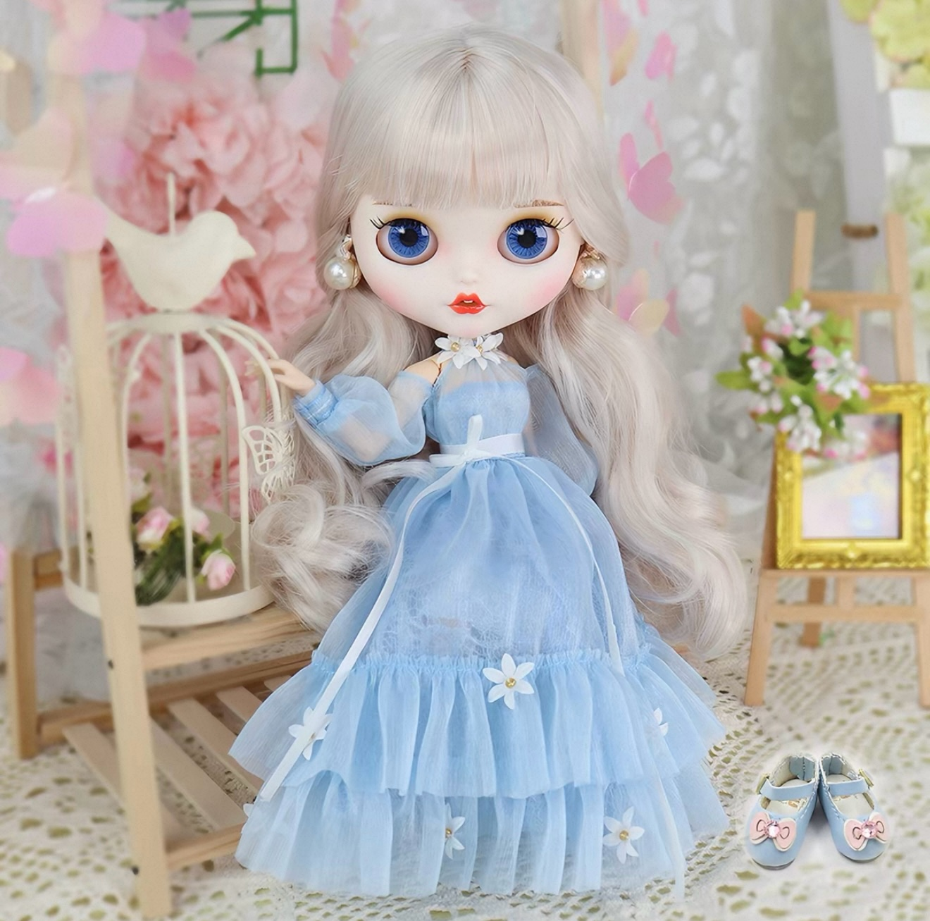Pre-Order Custom Big-Eye Doll