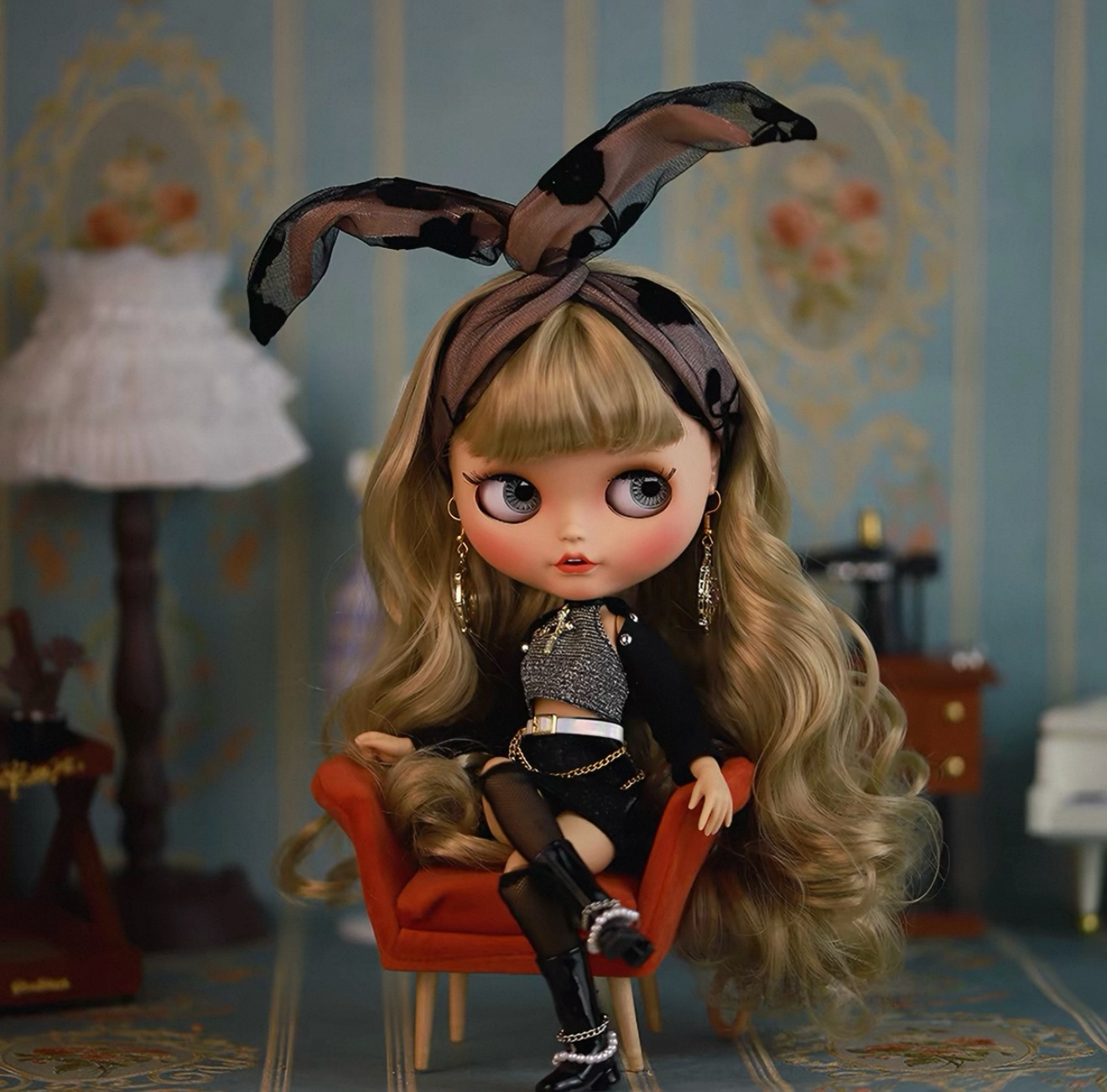 Pre-Order Custom Big-Eye Doll