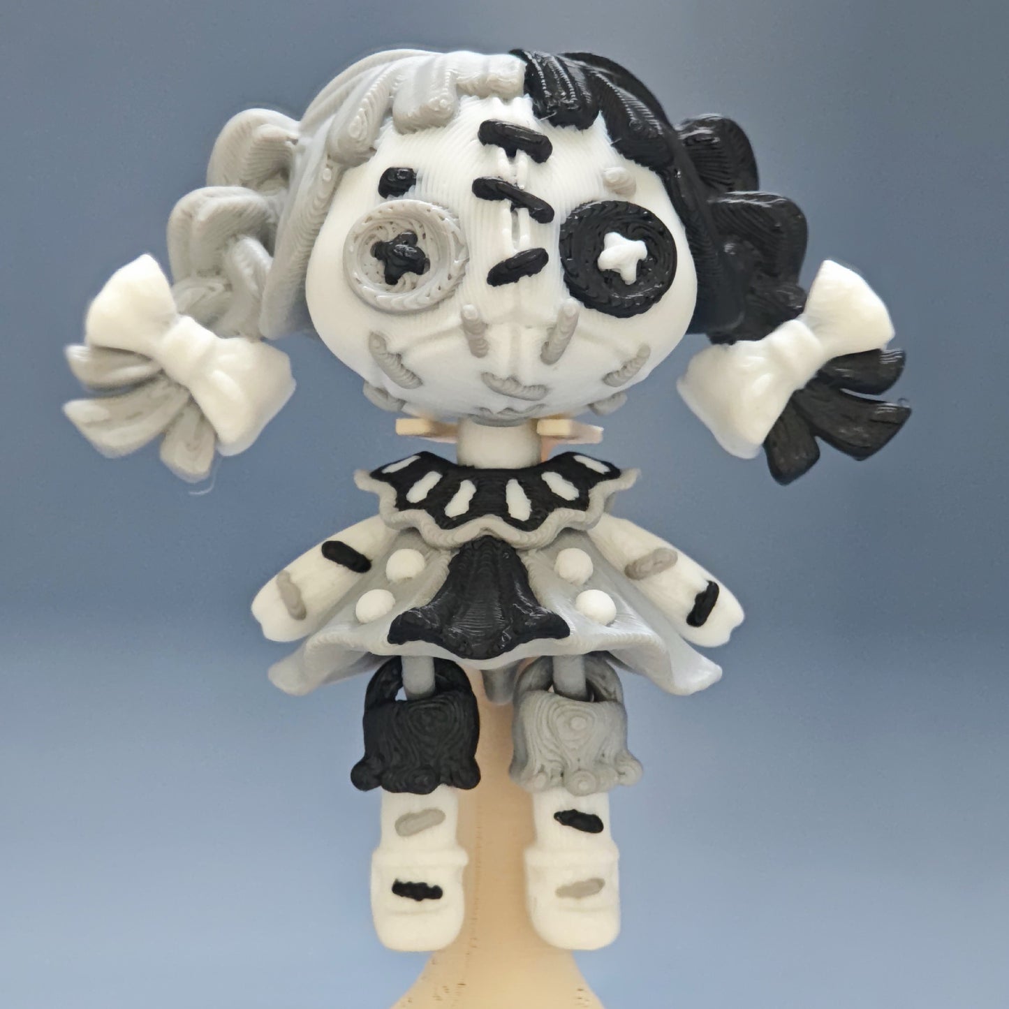Creepy Twin-Tail Demon Girl | 3D Printed Articulated Art Collectible