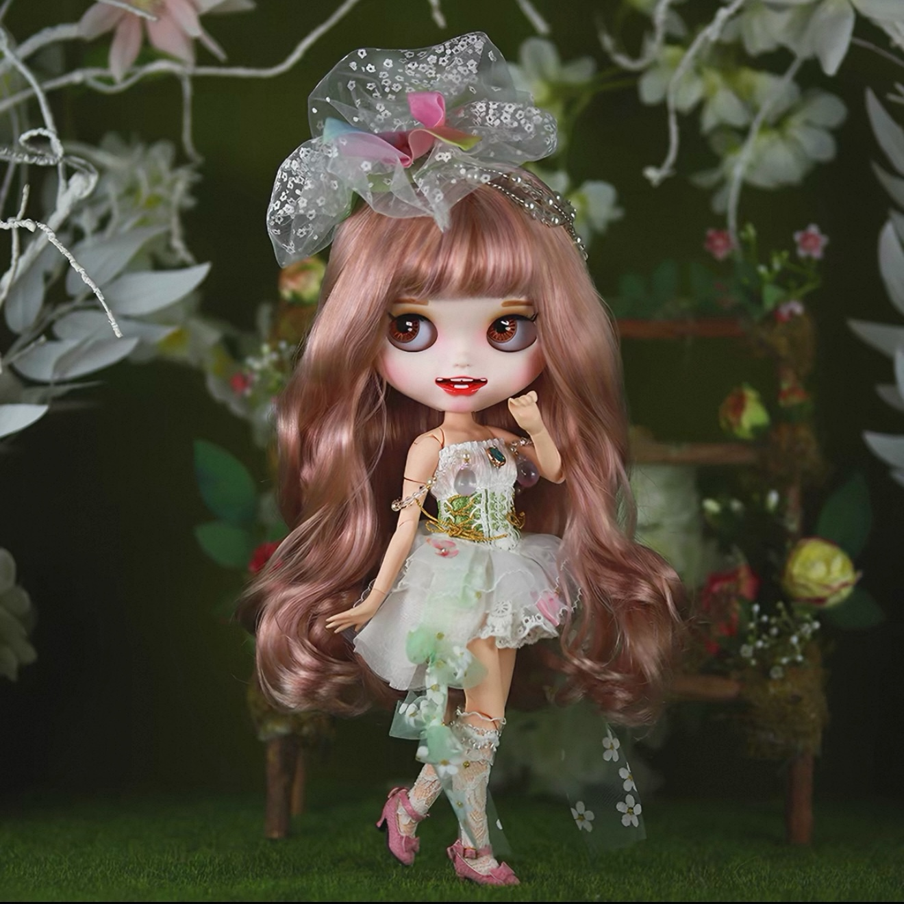 Pre-Order Custom Big-Eye Doll