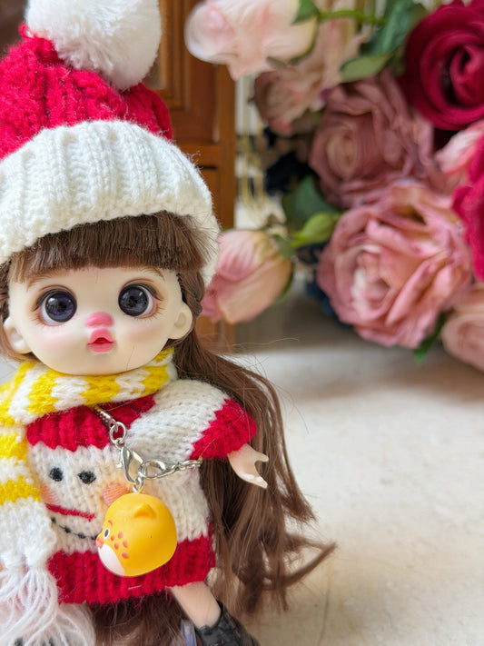 No. 021 — Poseable Mini Doll Charm | OB11 Size, Approx. 15 cm